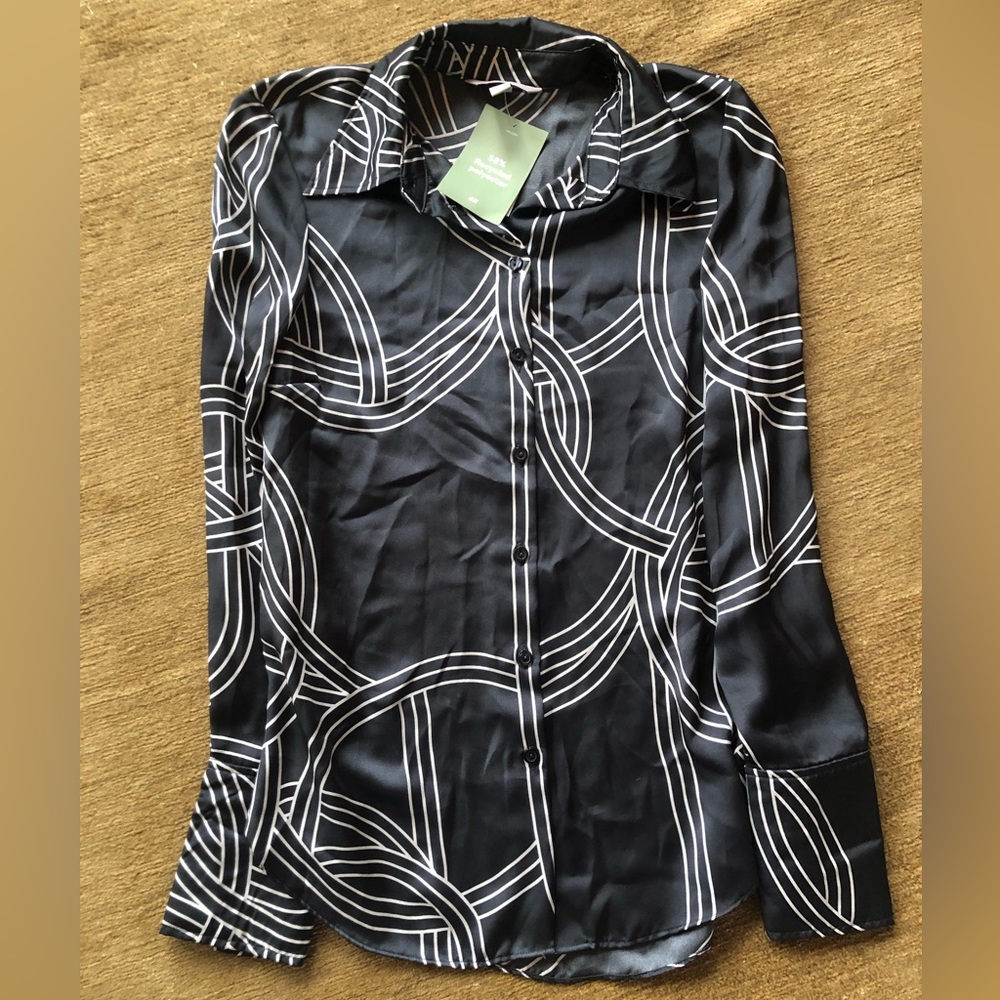 H&M blouse size xs